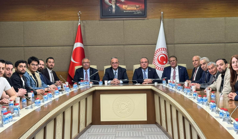 aydinlilar-dernegi-genclik