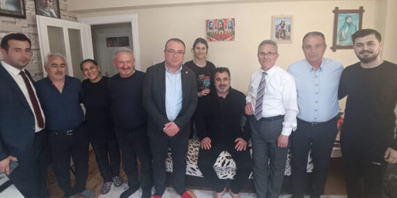 Önceki İlçe Başkanımız Naim Atmaca’ya Geçmiş Olsun Ziyaretinde Bulunduk