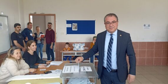 Oyumuzu Efeler’de Kullandık