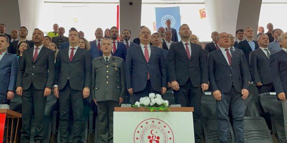 19 Mayıs Atatürk’ü Anma, Gençlik ve Spor Bayramı resmî kutlama programına katıldık.
