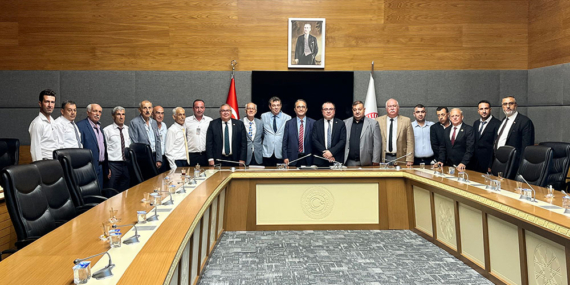 Aydın Esnaf ve Sanatkarlar Odaları Birliği Başkanı ve Üyeleri TBMM’de Ziyaretimize Geldiler